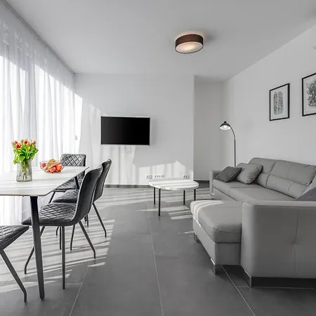 Apartment Mokos Modern